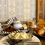 Viesnīca The Benjamin House 4*