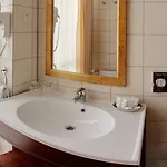 The Benjamin House 4* ريغا