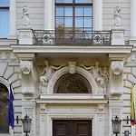 The Benjamin House Viesnīca