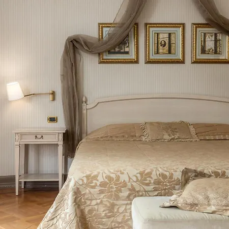 Hotel The Benjamin House