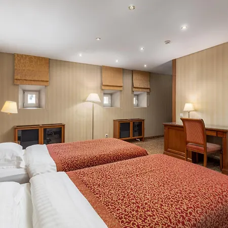 酒店 The Benjamin House 4*