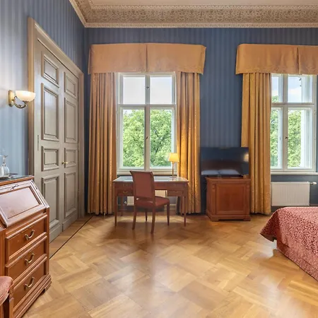 The Benjamin House 4*