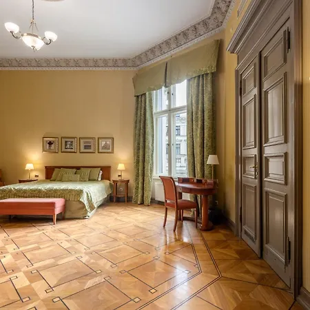 The Benjamin House 4* ريغا
