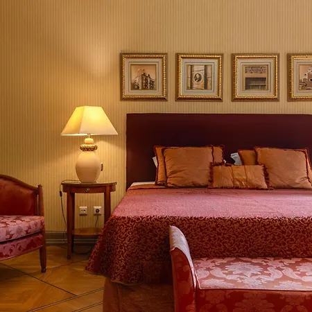 The Benjamin House 酒店