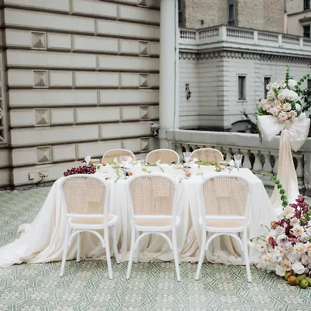 酒店 The Benjamin House 4*