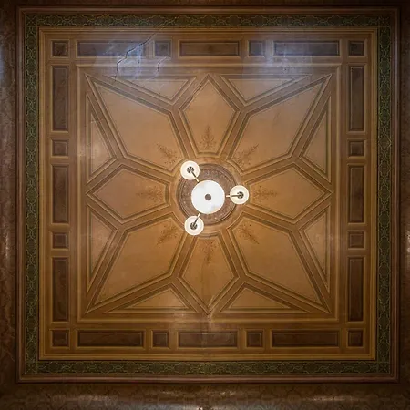 Szálloda The Benjamin House 4*