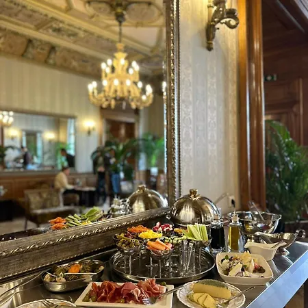 The Benjamin House Hotel