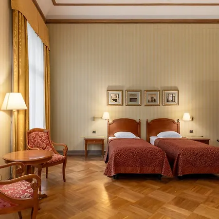 The Benjamin House Hotel