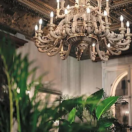 فندق The Benjamin House 4*