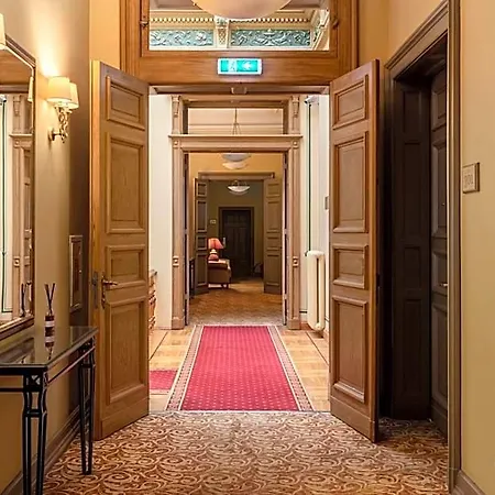 酒店 The Benjamin House 里加