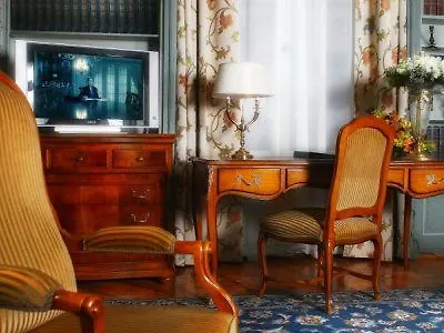 The Benjamin House Hotel