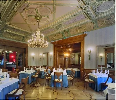 The Benjamin House 4*