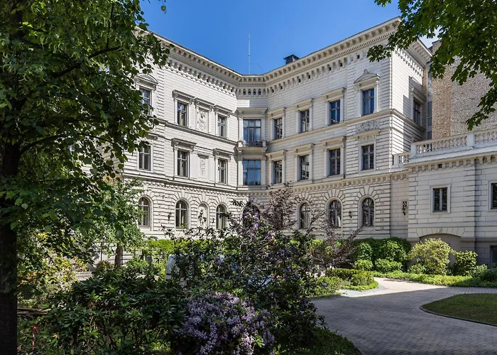 The Benjamin House Viesnīca 4*