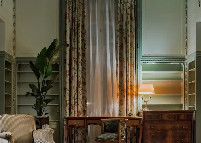 The Benjamin House Hotel